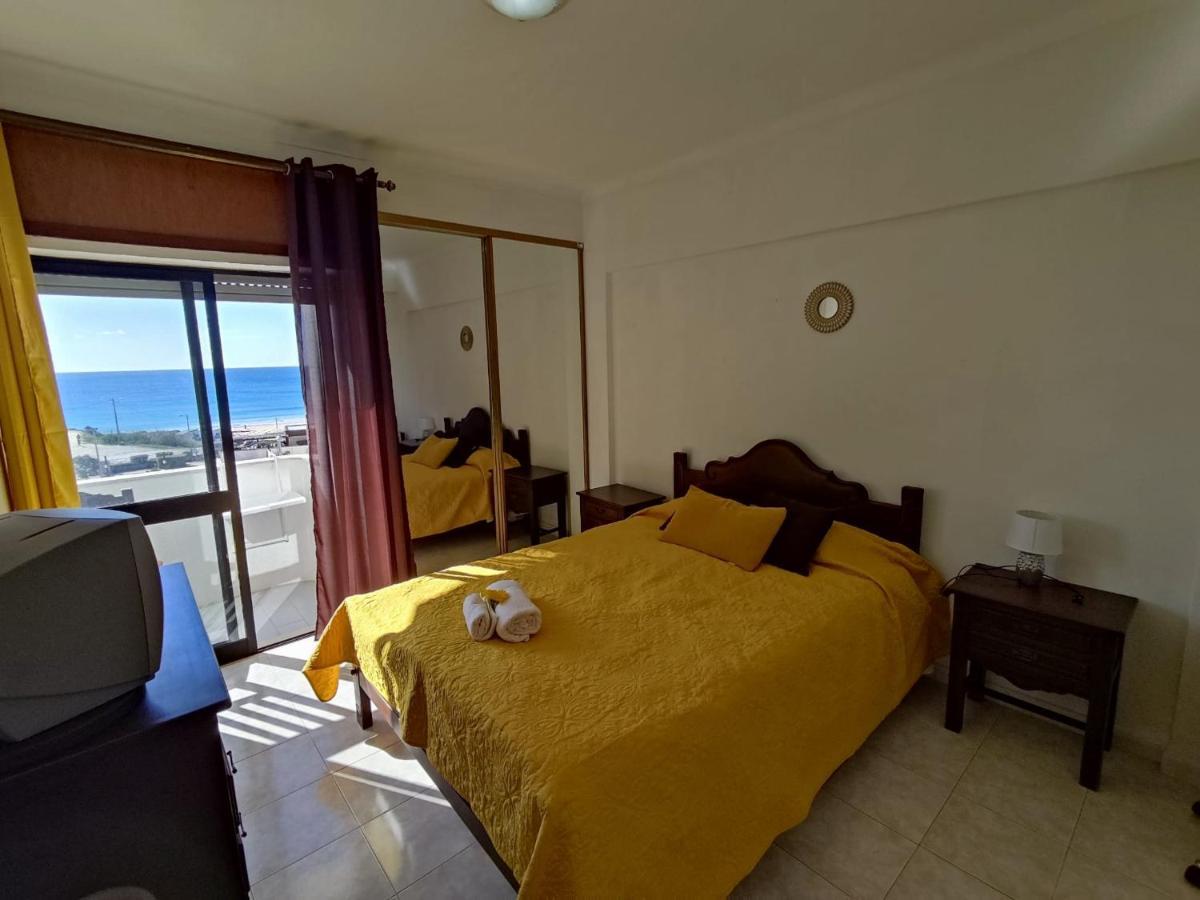 3 Torre Sol 4 - Casas & Papeis Daire Armação de Pêra Dış mekan fotoğraf
